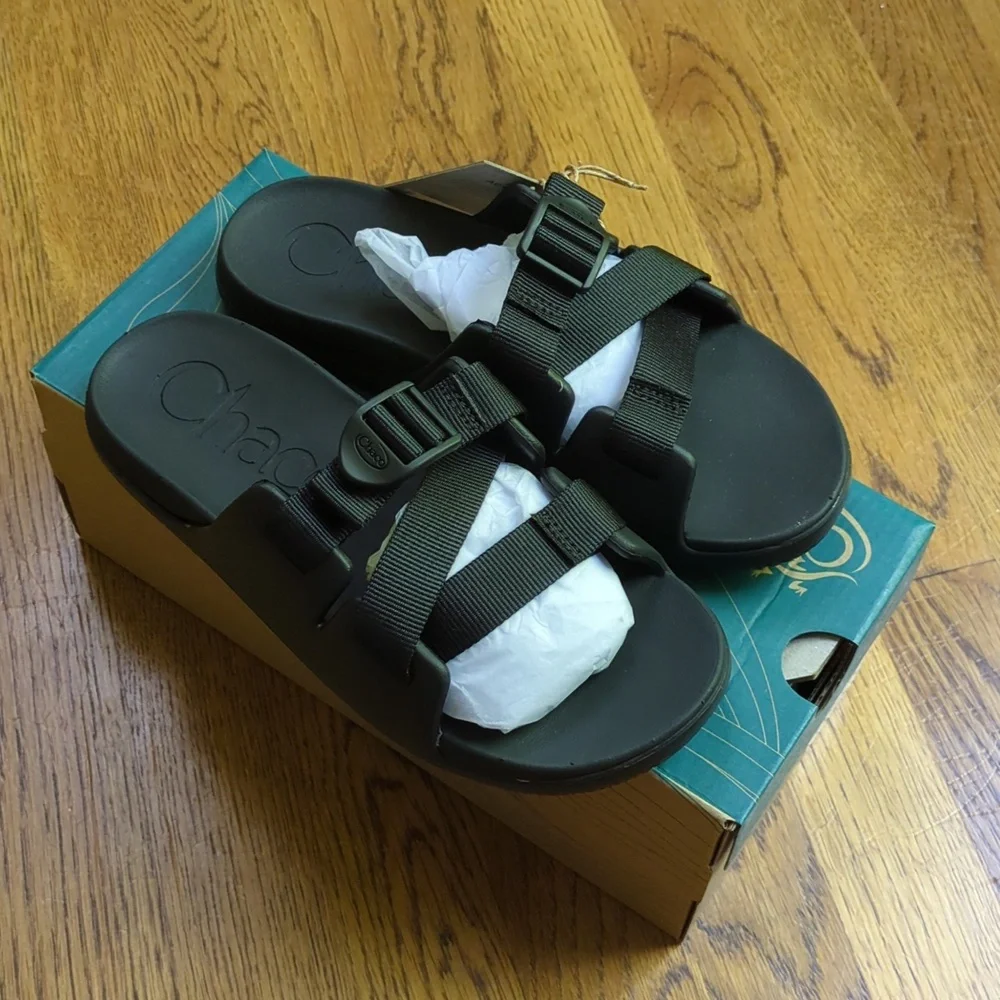 NIB Chaco Chillos Slide Sandals Black Adjustable Strap Sandal Kids Size 4